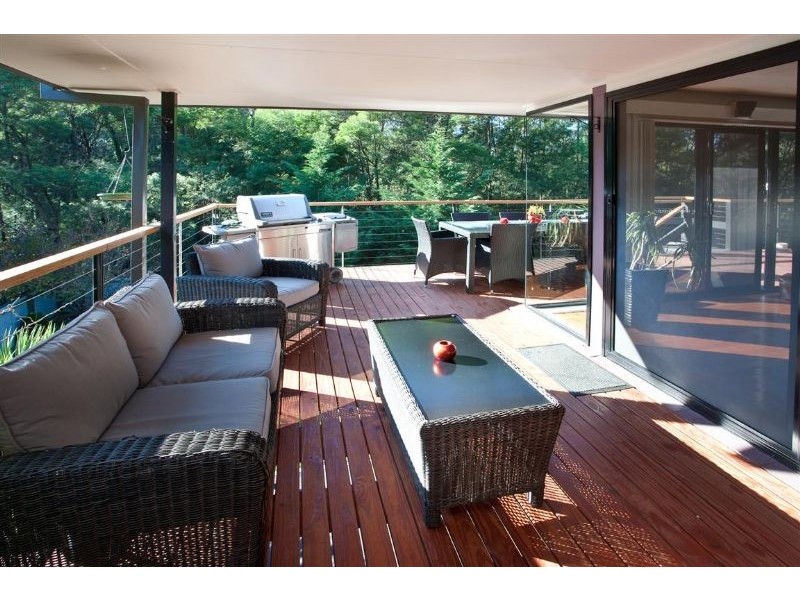 7 Oakwood Way, Catalina NSW 2536
