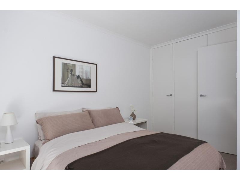 25 Bronte Crescent, Sunshine Bay NSW 2536