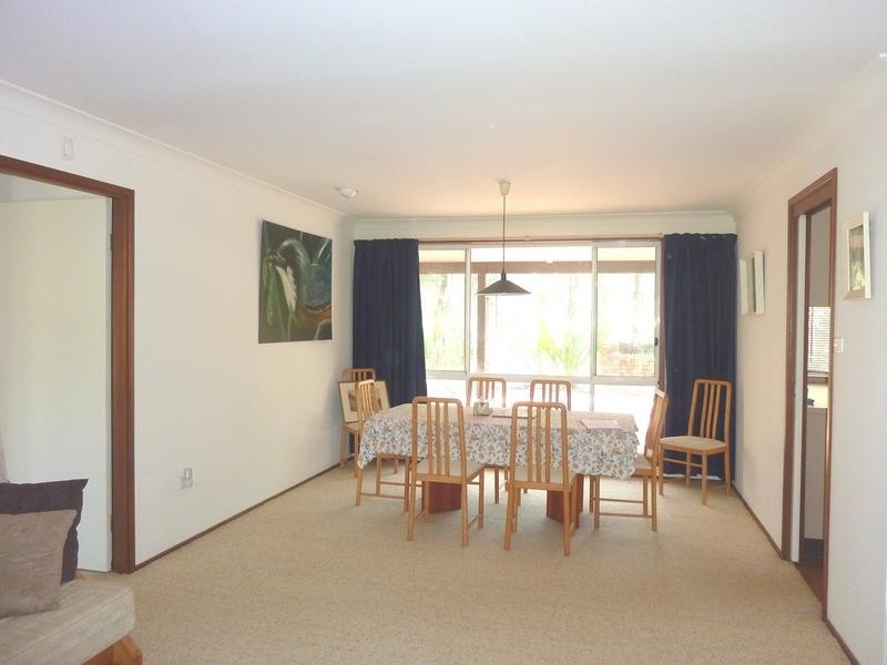 14 Barlings Drive, Tomakin NSW 2537