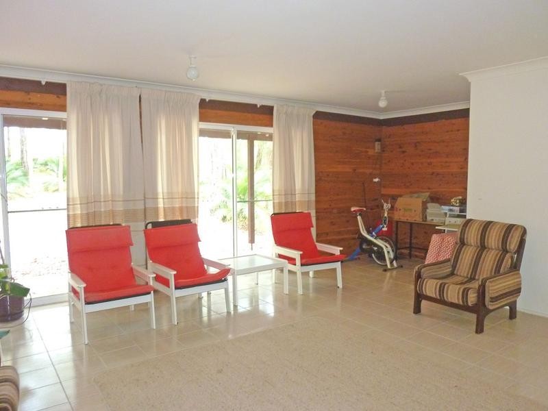 14 Barlings Drive, Tomakin NSW 2537