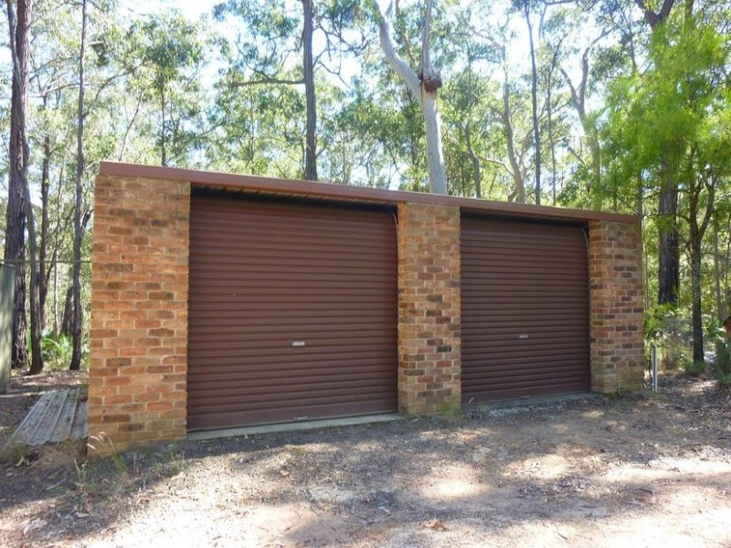 14 Barlings Drive, Tomakin NSW 2537