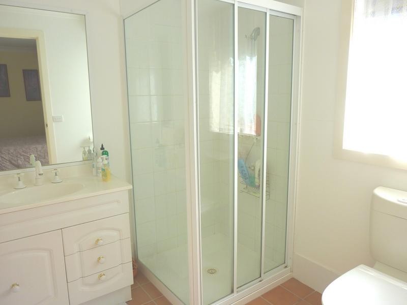 2/8 Lawson Place, Sunshine Bay NSW 2536