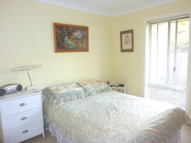 2/8 Lawson Place, Sunshine Bay NSW 2536