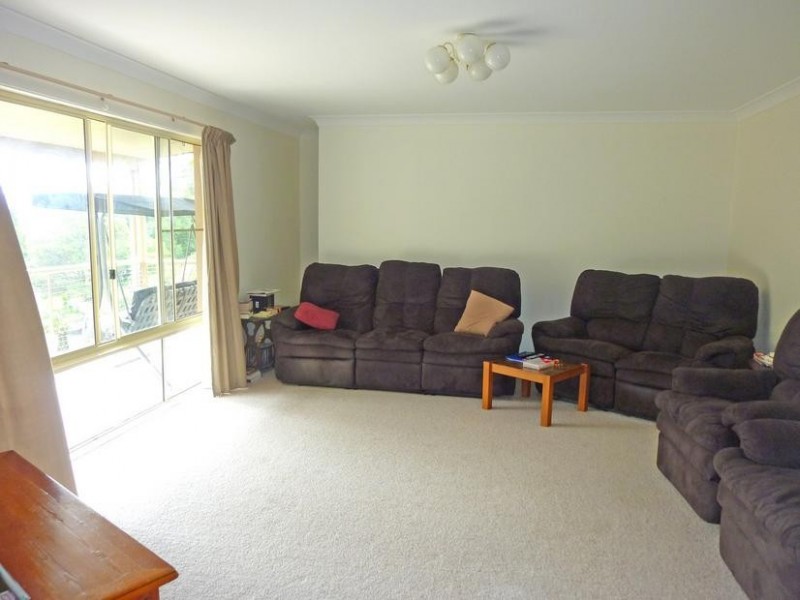 75 Eric Fenning Drive, Surf Beach NSW 2536