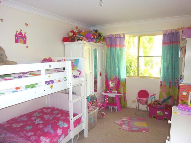 75 Eric Fenning Drive, Surf Beach NSW 2536