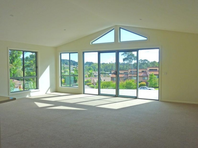 2/3 Eric Fenning Drive, Surf Beach NSW 2536