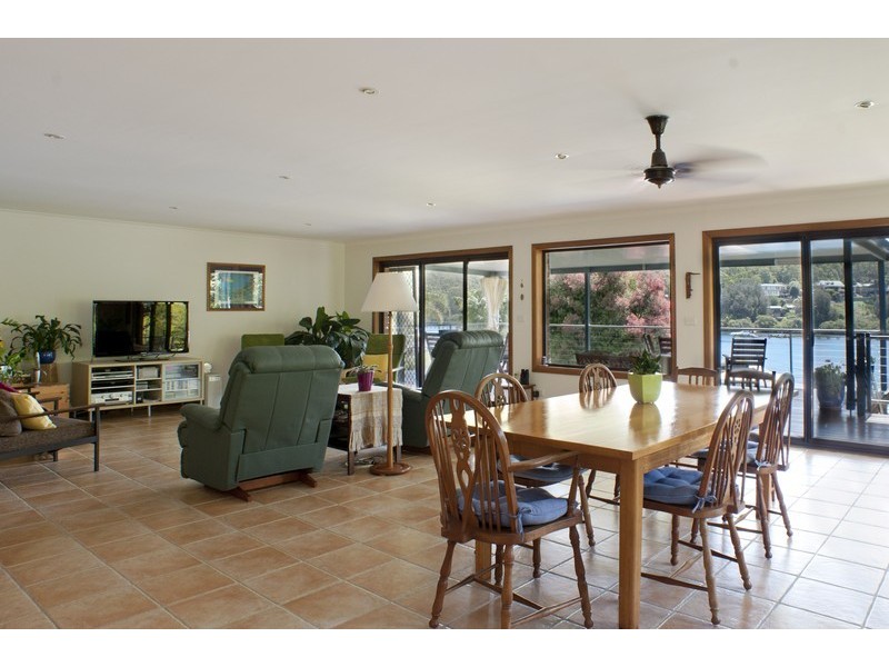 5 Sproxtons Lane, Nelligen NSW 2536