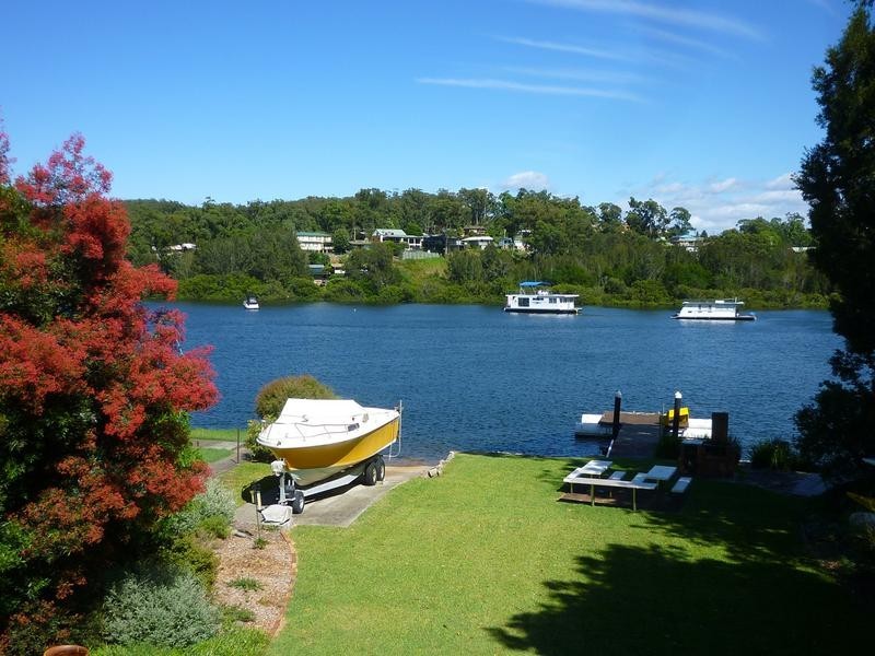 5 Sproxtons Lane, Nelligen NSW 2536