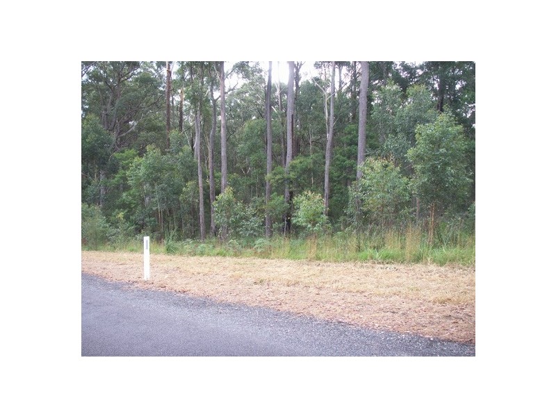 33 Kettle Road, Long Beach NSW 2536