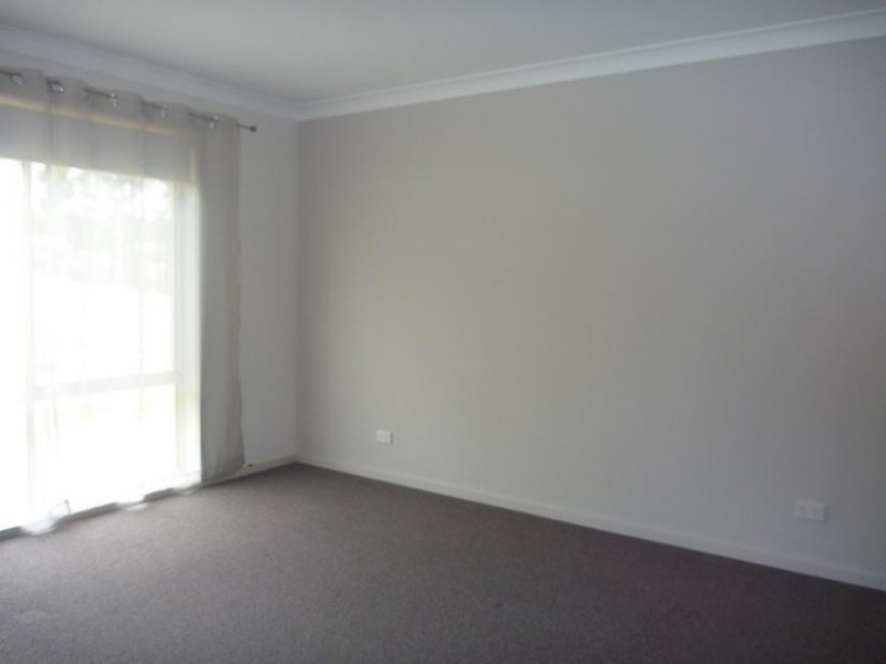 38 Wentworth Avenue, Sunshine Bay NSW 2536