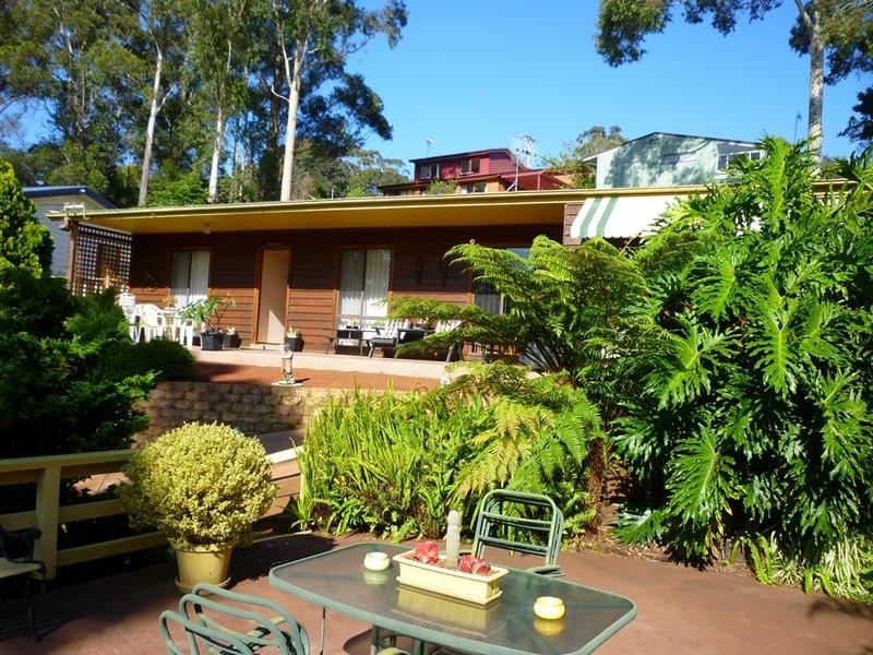 125 Country Club Drive, Catalina NSW 2536