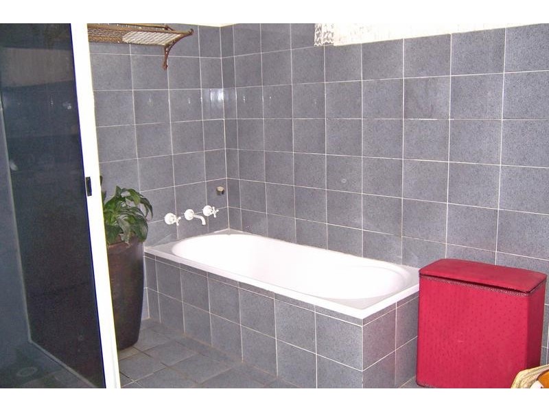 29 Grantham Road, Batehaven NSW 2536