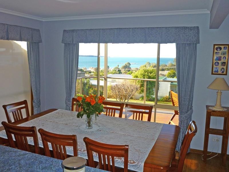 30 Grantham Road, Batehaven NSW 2536