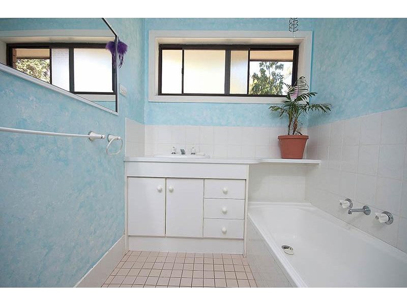 56 Ocean Avenue, Surf Beach NSW 2536