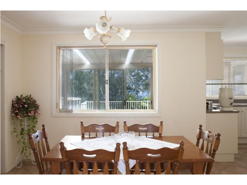 14 Peninsula Drive, North Batemans Bay NSW 2536