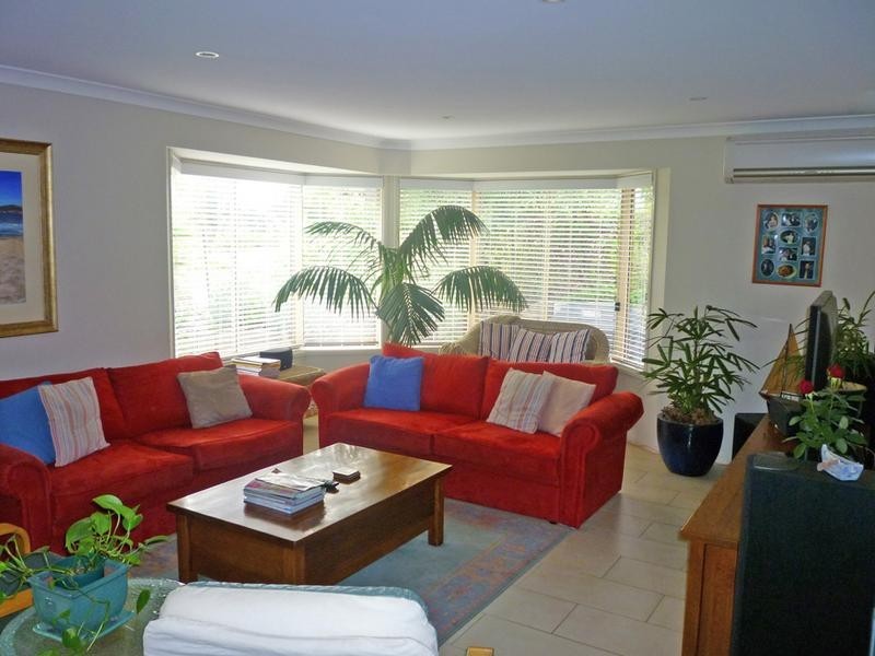 17 Batman Place, Sunshine Bay NSW 2536