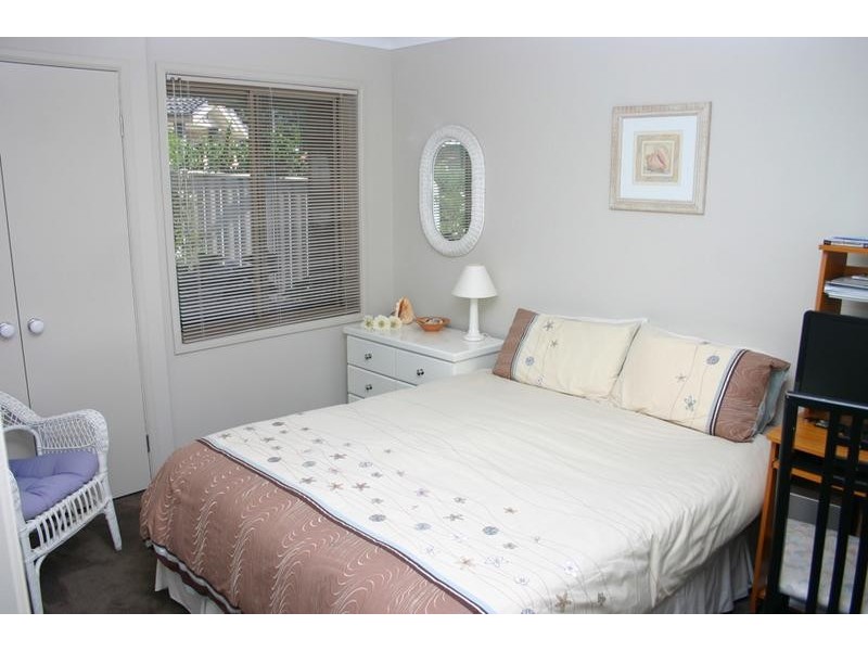 17 Batman Place, Sunshine Bay NSW 2536