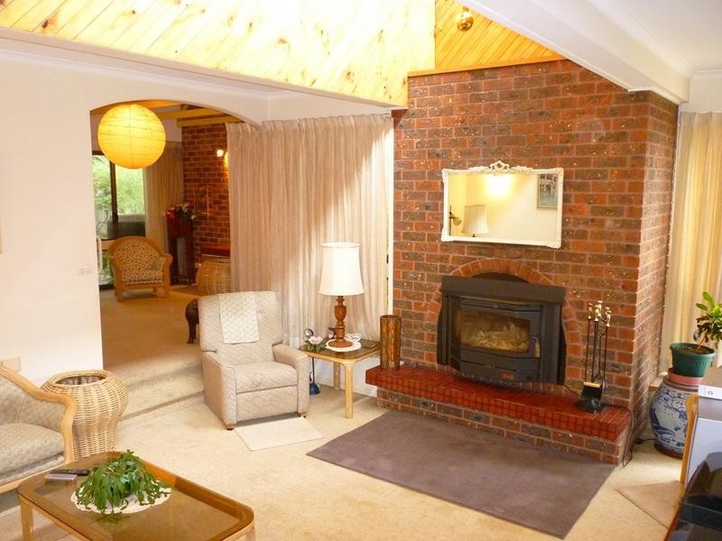 20 Burrawang Crescent, Sunshine Bay NSW 2536