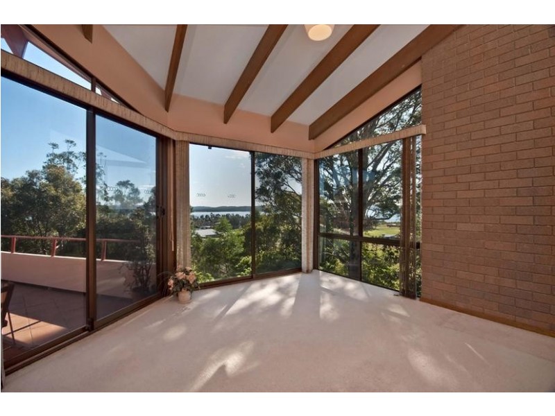 27 Ridge Street, Catalina NSW 2536