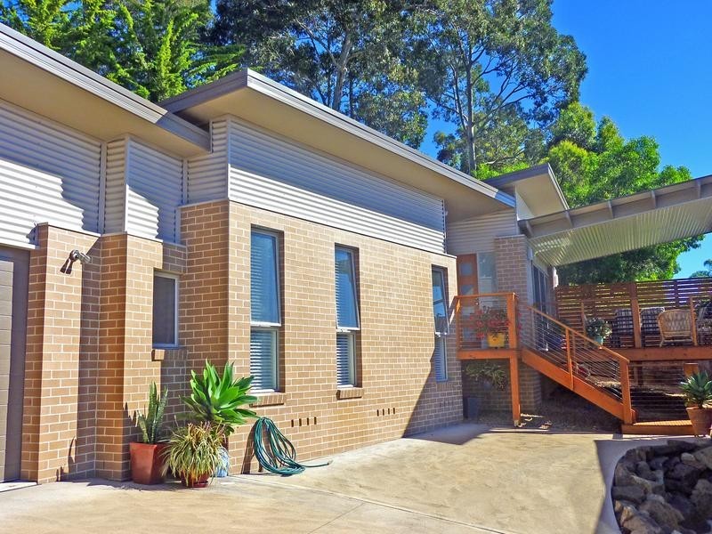 45B Karoola Crescent, Surfside NSW 2536