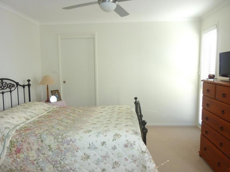 45B Karoola Crescent, Surfside NSW 2536