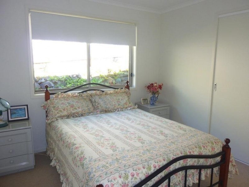 45B Karoola Crescent, Surfside NSW 2536