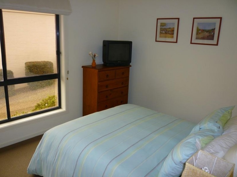 11 Fairway View, Catalina NSW 2536