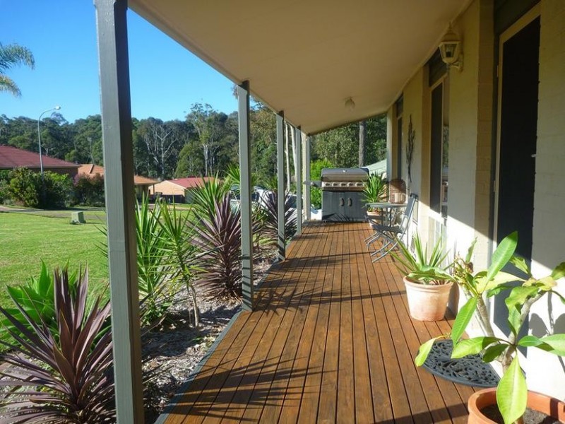 5 Wentworth Avenue, Sunshine Bay NSW 2536