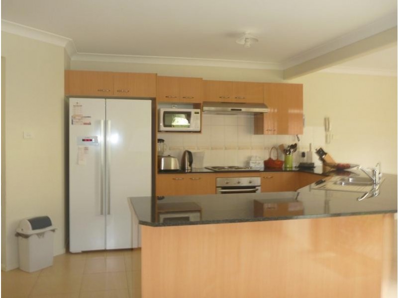 12 Batman Place, Sunshine Bay NSW 2536