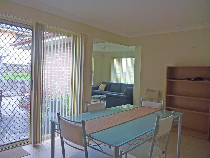 12 Batman Place, Sunshine Bay NSW 2536