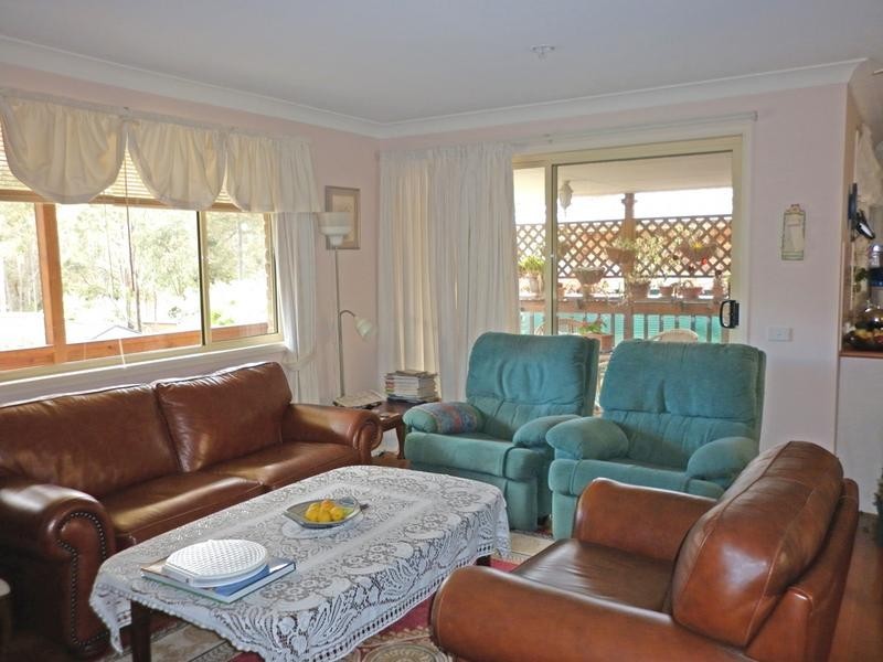 35 Kennedy Crescent, Denhams Beach NSW 2536