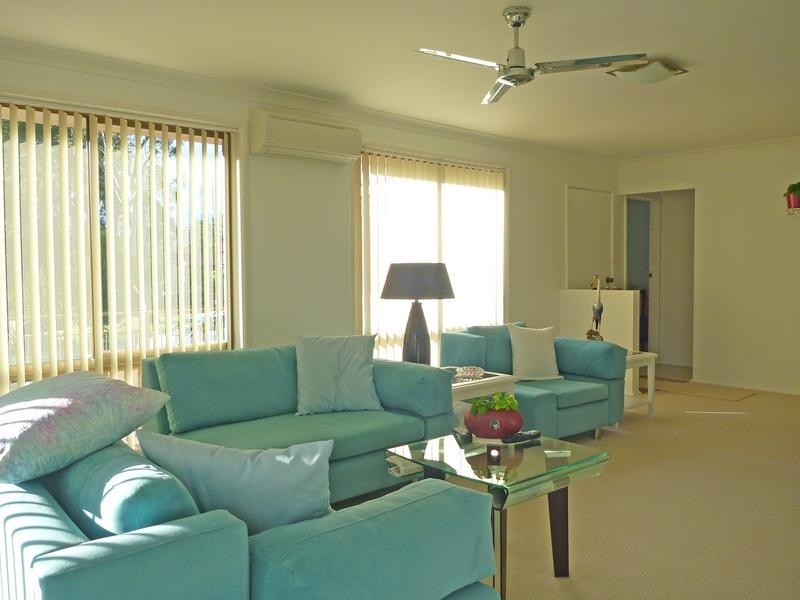 3 Hillview Place, Sunshine Bay NSW 2536