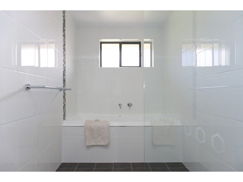 21 Riverview Crescent, Catalina NSW 2536