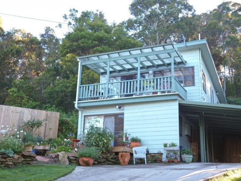32 Wray Street, Batemans Bay NSW 2536