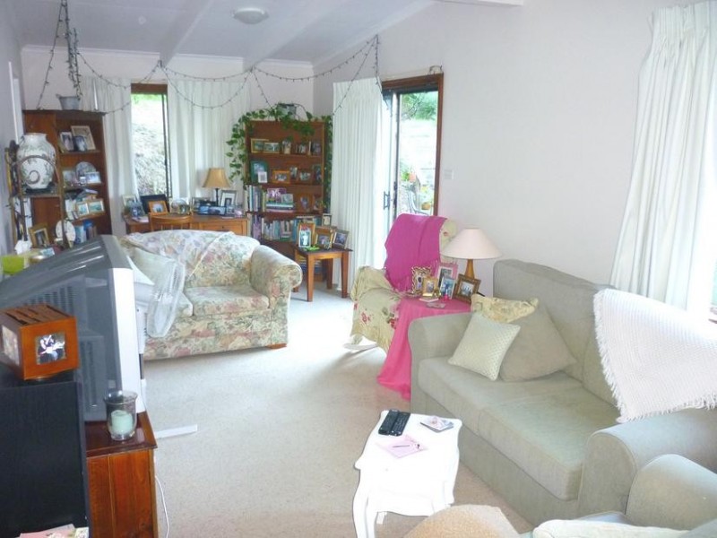 32 Wray Street, Batemans Bay NSW 2536