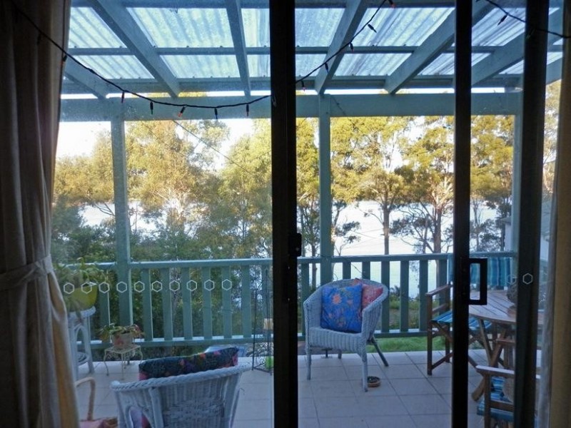 32 Wray Street, Batemans Bay NSW 2536