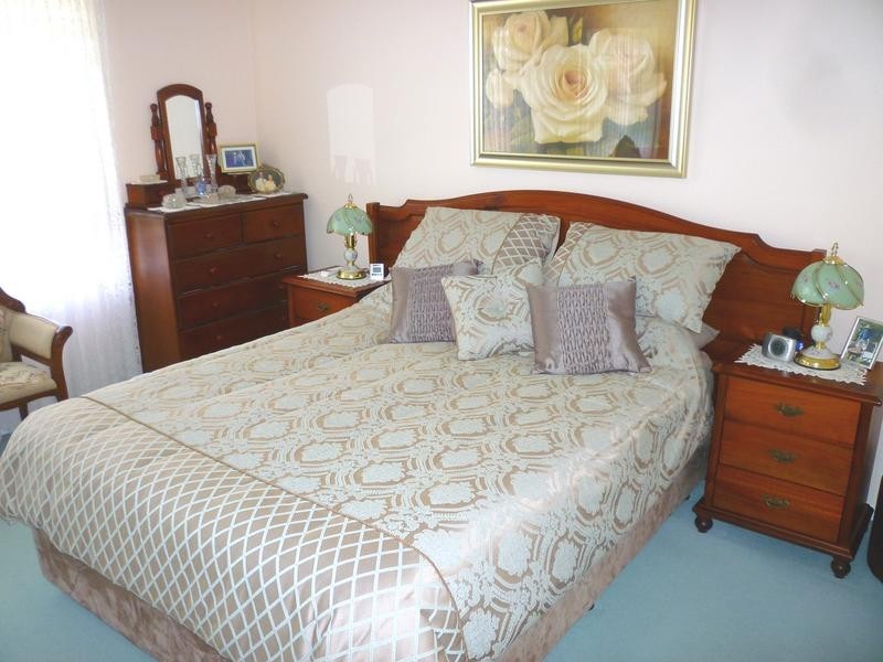 17 Ocean Avenue, Surf Beach NSW 2536