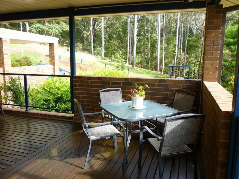 8 Figtree Close, Surf Beach NSW 2536