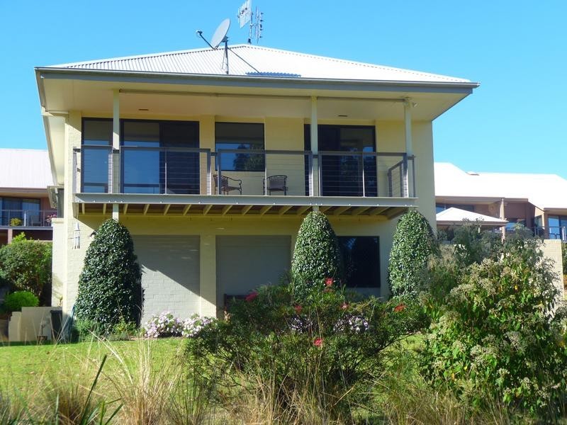 13 Fairway View, Catalina NSW 2536