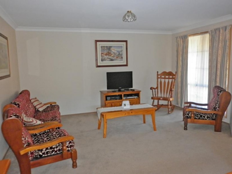 30 Melaleuca Crescent, Catalina NSW 2536