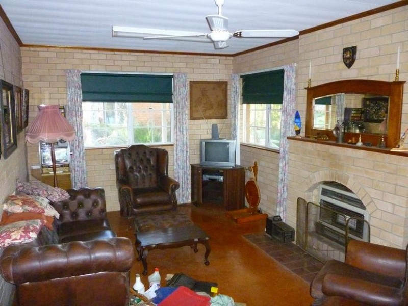 47 Annetts Parade, Mossy Point NSW 2537