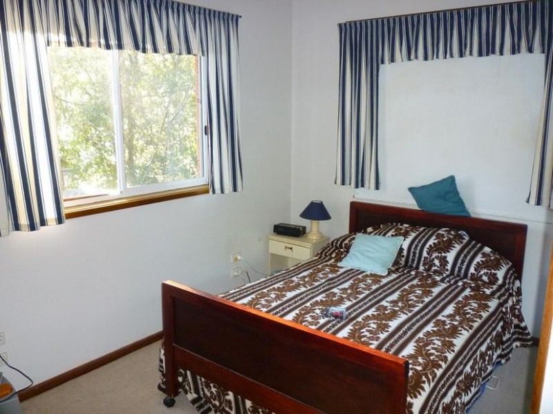 47 Annetts Parade, Mossy Point NSW 2537