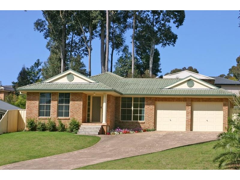 11 Canning Crescent, Sunshine Bay NSW 2536
