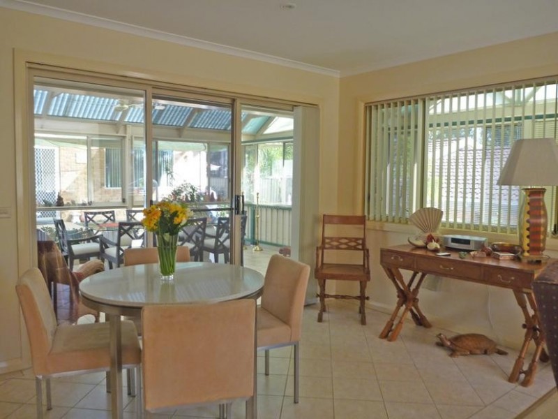 40 Thomas Mitchell Crescent, Sunshine Bay NSW 2536