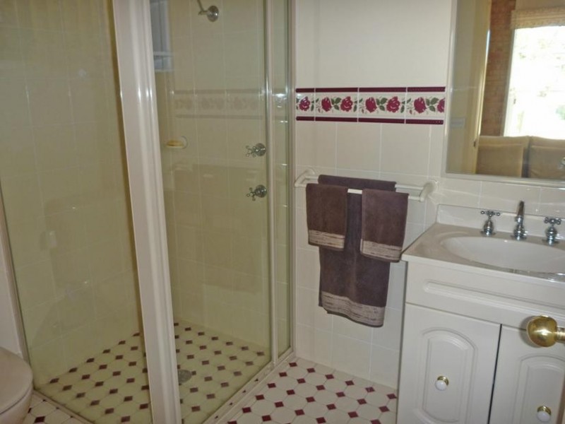 40 Thomas Mitchell Crescent, Sunshine Bay NSW 2536