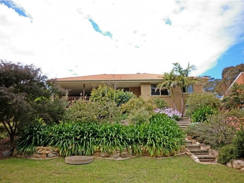 35 Kennedy Crescent, Denhams Beach NSW 2536
