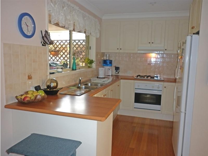 35 Kennedy Crescent, Denhams Beach NSW 2536