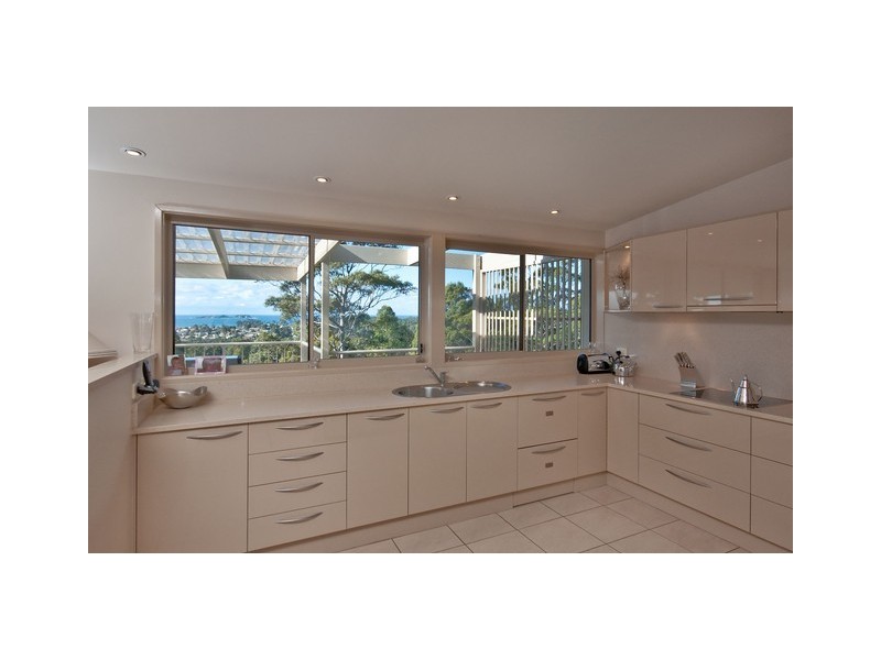 107 Vista Avenue, Catalina NSW 2536