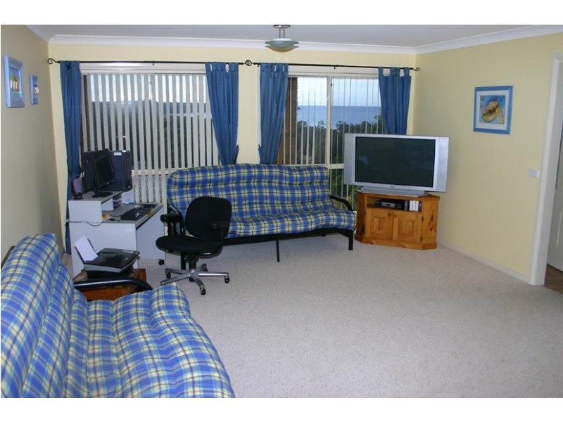 14 Mary Place, Long Beach NSW 2536