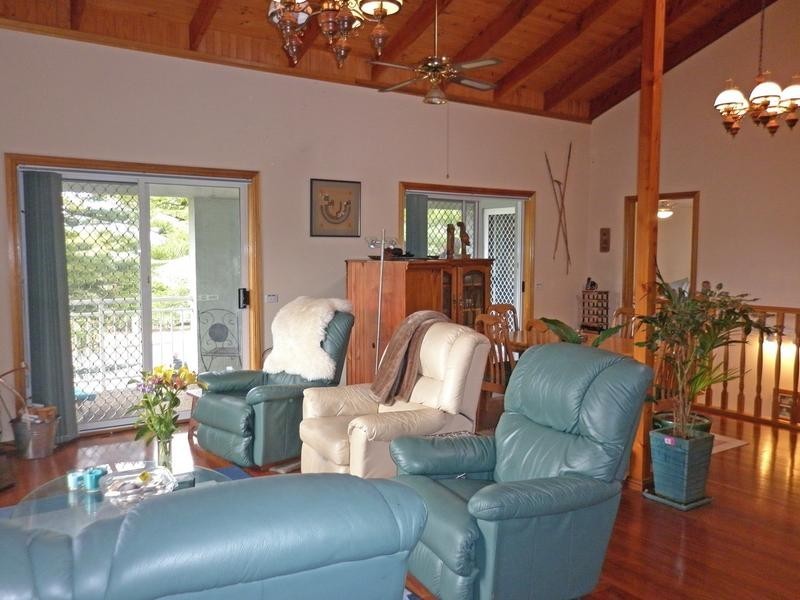 19 Avalon Street, Batemans Bay NSW 2536